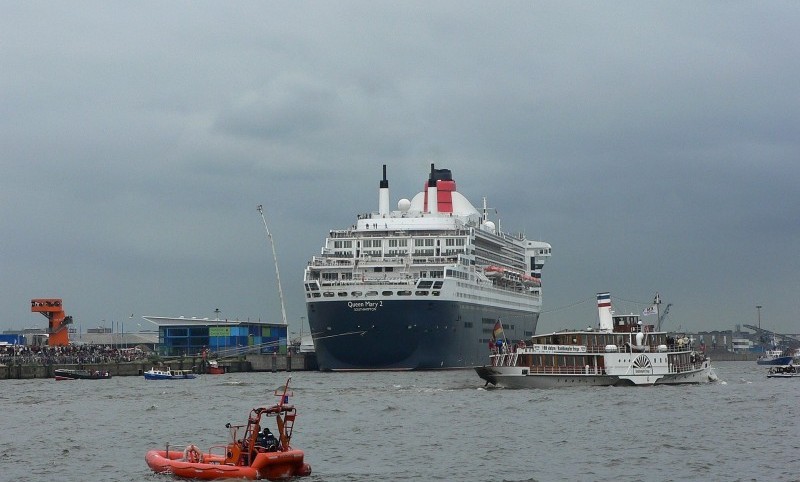 Queen Mary 2